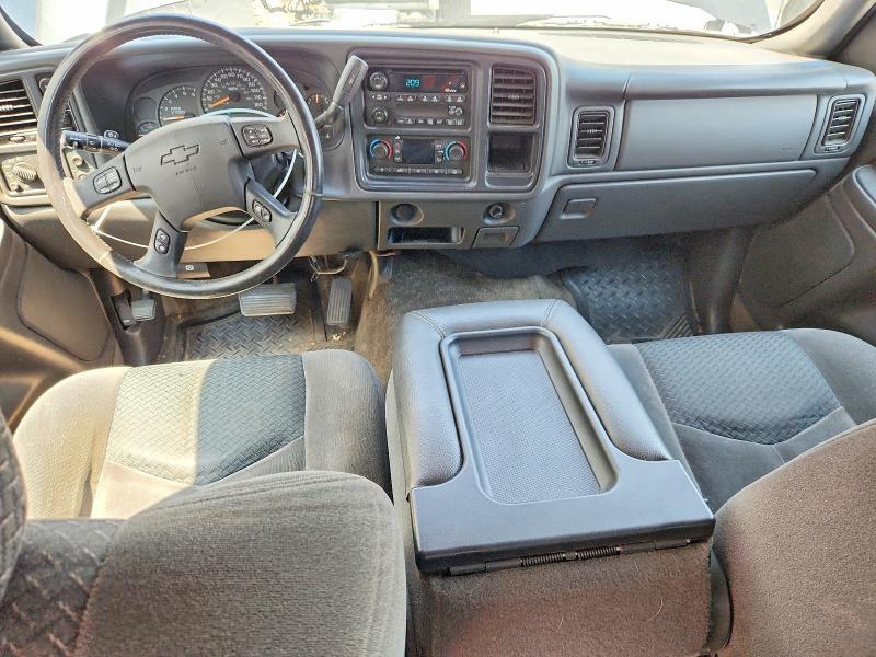 2003 CHEVROLET AVALANCHE K2500 — Фото 8 из 12