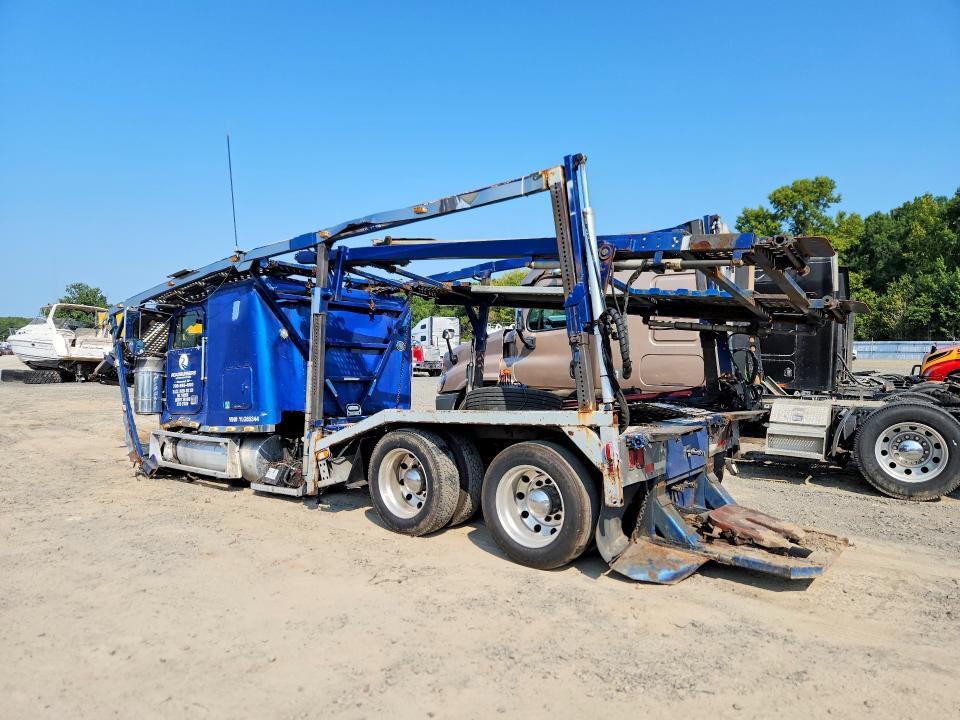 2000 FREIGHTLINER FLD120 CAR HAULER TRUCK — Фото 2 из 12