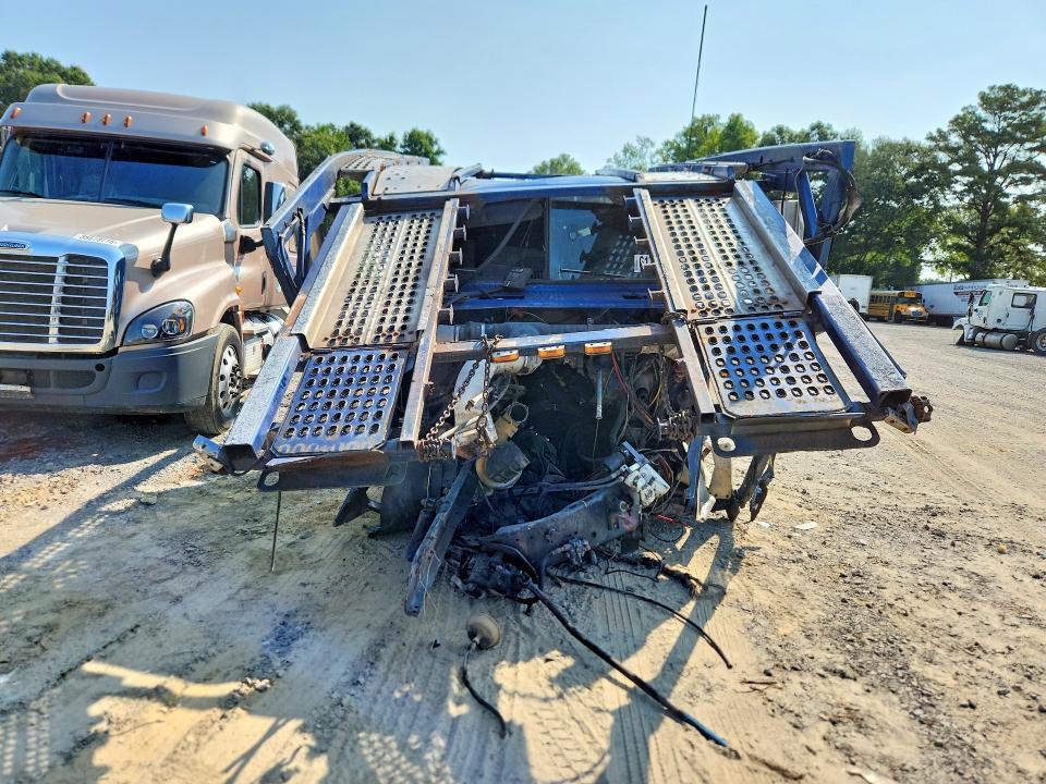 2000 FREIGHTLINER FLD120 CAR HAULER TRUCK — Фото 5 из 12