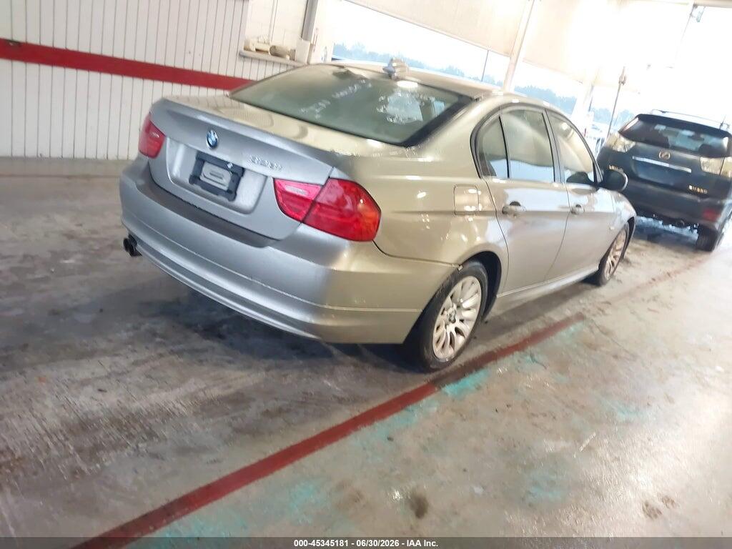 WBAPH77579NL82154 2009 BMW 328I photo no. 4
