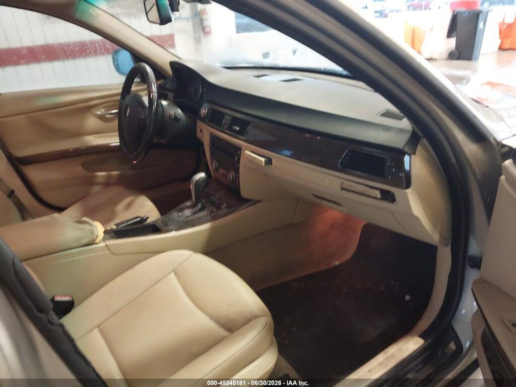 WBAPH77579NL82154 2009 BMW 328I photo no. 5