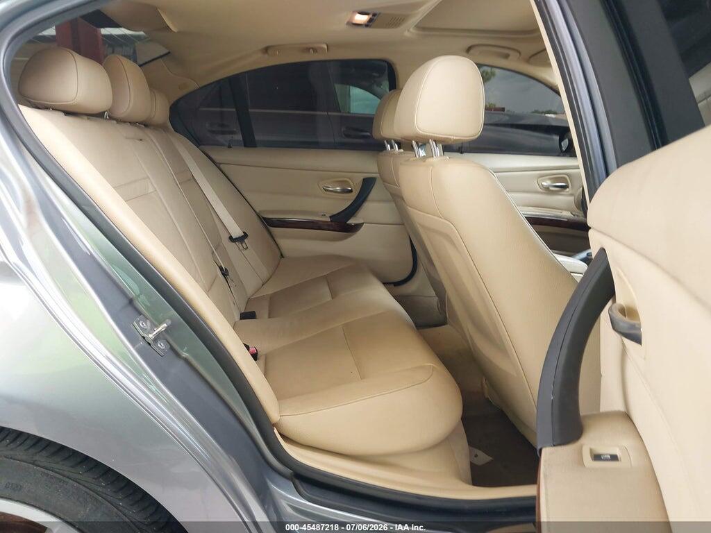 WBAPH7C52BE680381 2011 BMW 328I photo no. 8