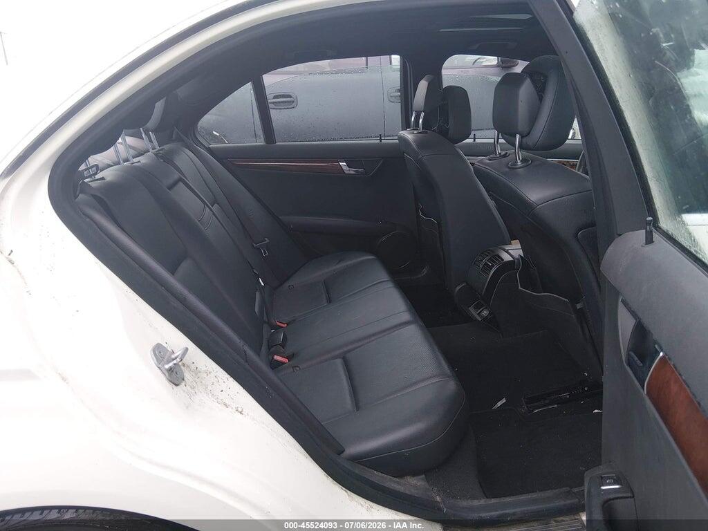 WDDGF8BB1BR168177 2011 MERCEDES-BENZ C 300 photo no. 8