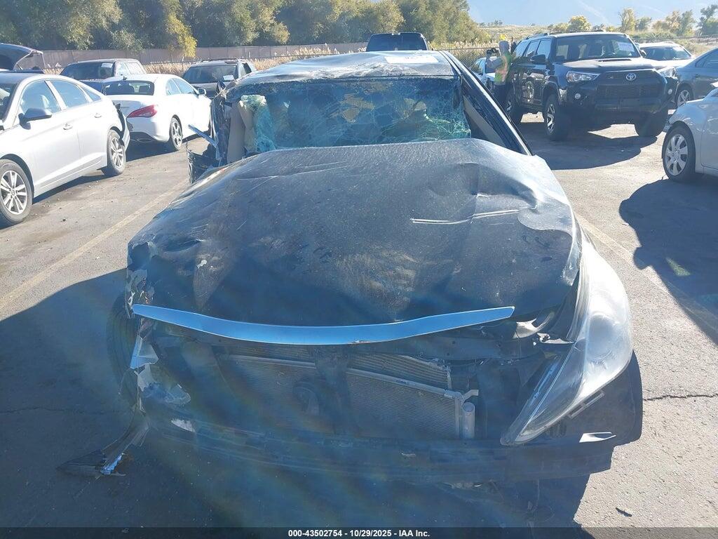 5NPEB4AC3BH256249 2011 HYUNDAI SONATA photo no. 12