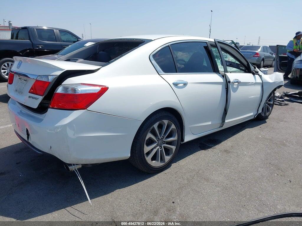 1HGCR2F54DA210975 2013 HONDA ACCORD photo no. 4