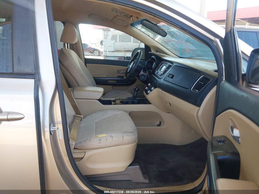 KNDMB5C14H6227987 2017 KIA SEDONA photo no. 5