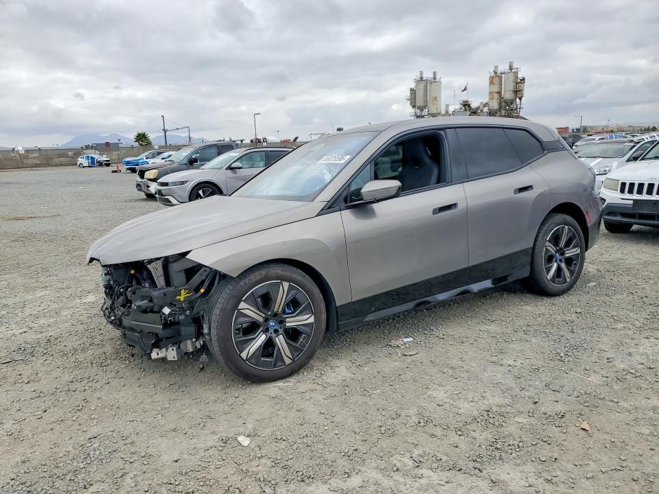 WB523CF04SCT70826 2025 BMW IX photo no. 1