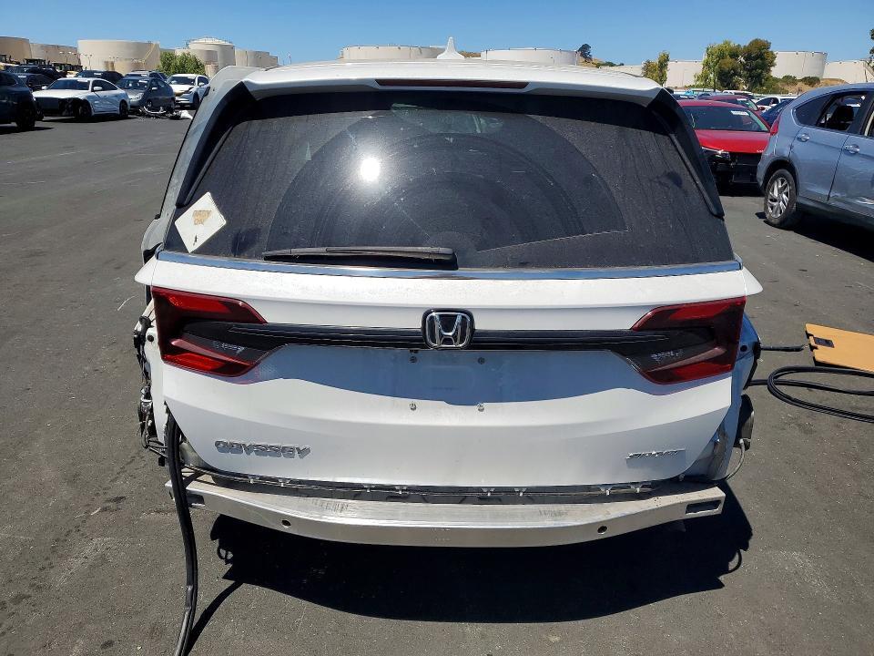 5FNRL6H72PB065009 2023 HONDA ODYSSEY photo no. 6