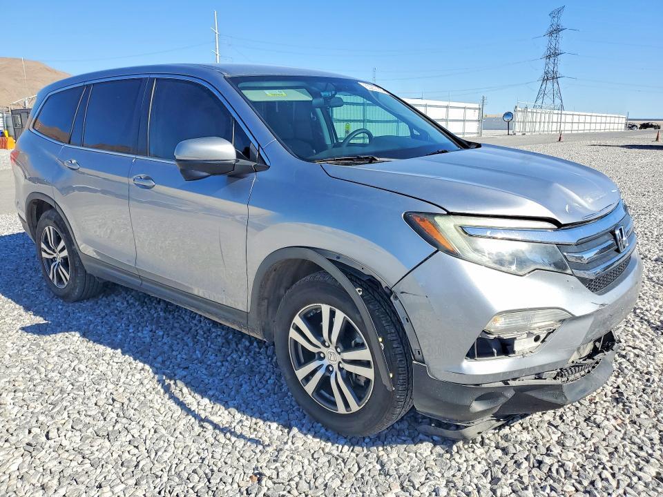 5FNYF5H31GB011338 2016 HONDA PILOT photo no. 4
