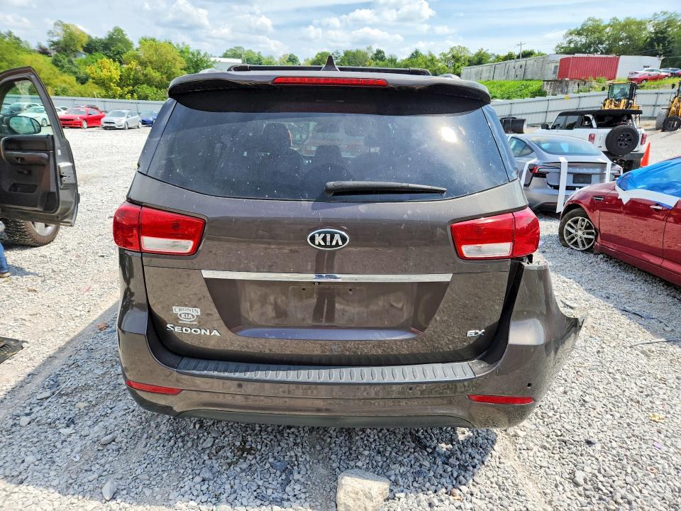 2016 KIA SEDONA EX — Фото 6 из 13