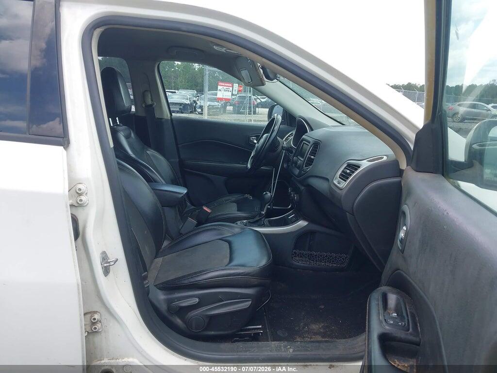 3C4NJCBB3JT256978 2018 JEEP COMPASS photo no. 5