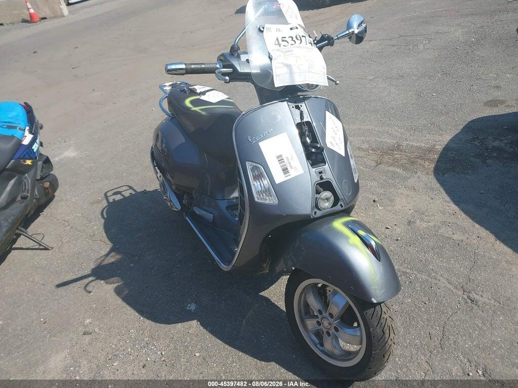 ZAPMA39M7N5300410 2022 VESPA GTS 300 SUPER photo no. 1