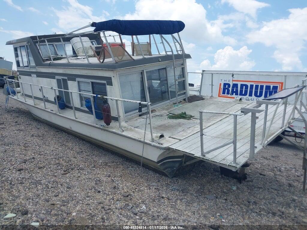 00000NAT343920573 1973 NAUTALINE HOUSE BOAT photo no. 3