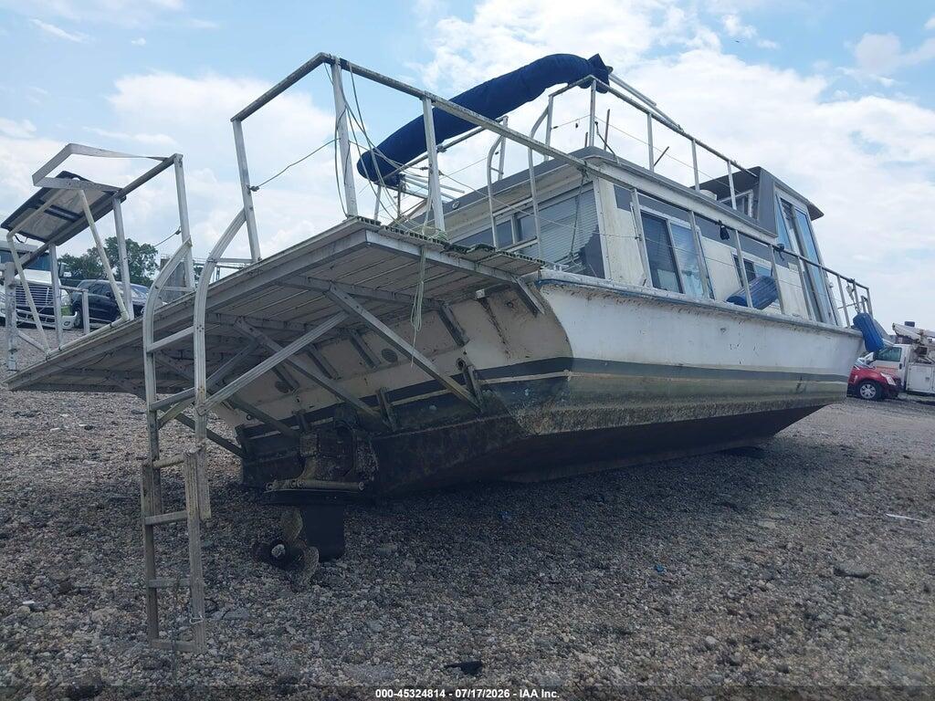 00000NAT343920573 1973 NAUTALINE HOUSE BOAT photo no. 4