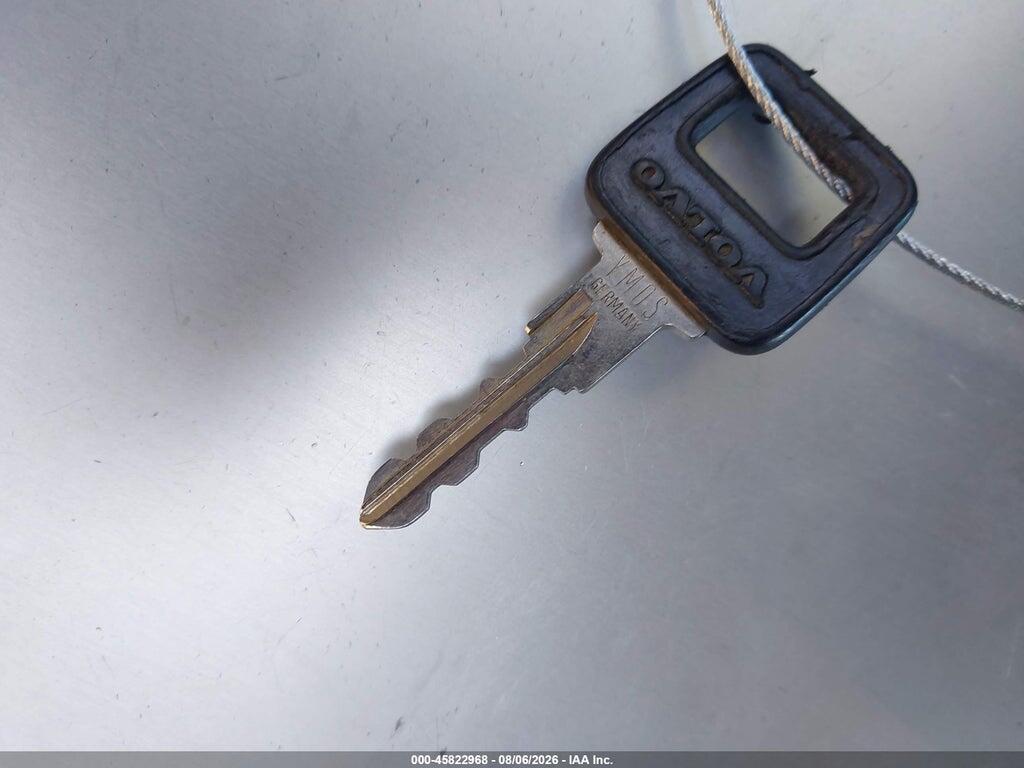 YV1JW8317R1110518 1994 VOLVO 940 photo no. 11