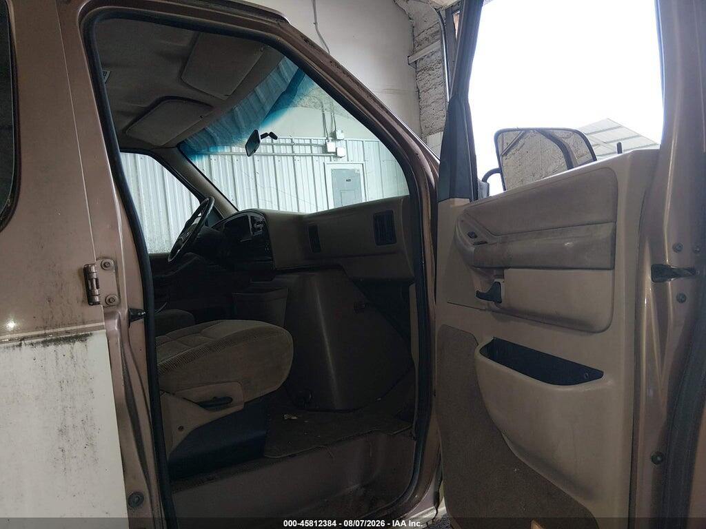 1FBJS31H8RHB89519 1994 FORD ECONOLINE photo no. 5