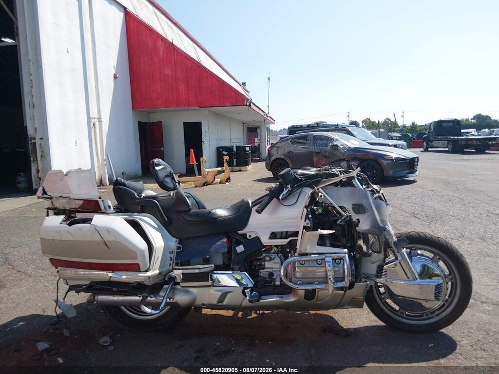1HFSC2237VA903160 1997 HONDA GL1500 photo no. 12