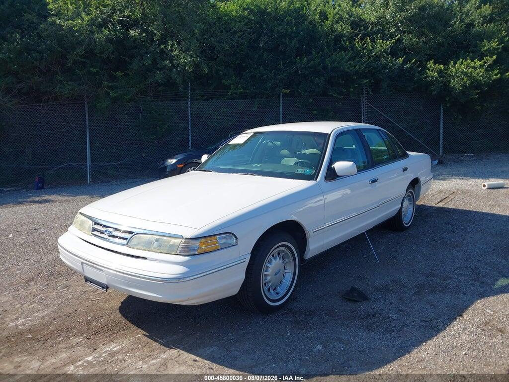 2FALP74W4VX128305 1997 FORD CROWN VICTORIA photo no. 2