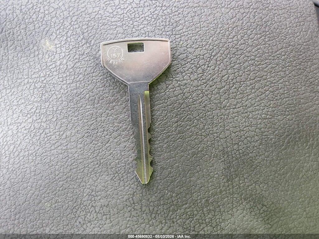 2B3HD46RXXH781797 1999 DODGE INTREPID photo no. 11