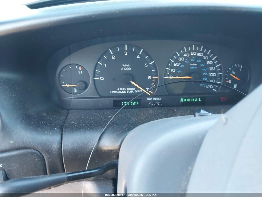 1B4GP44G1YB589131 2000 DODGE GRAND CARAVAN photo no. 7