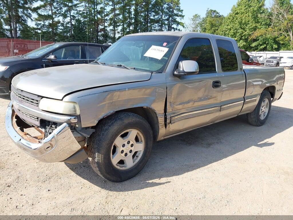 1GCEC19T5YZ142237 2000 CHEVROLET SILVERADO 1500 photo no. 2