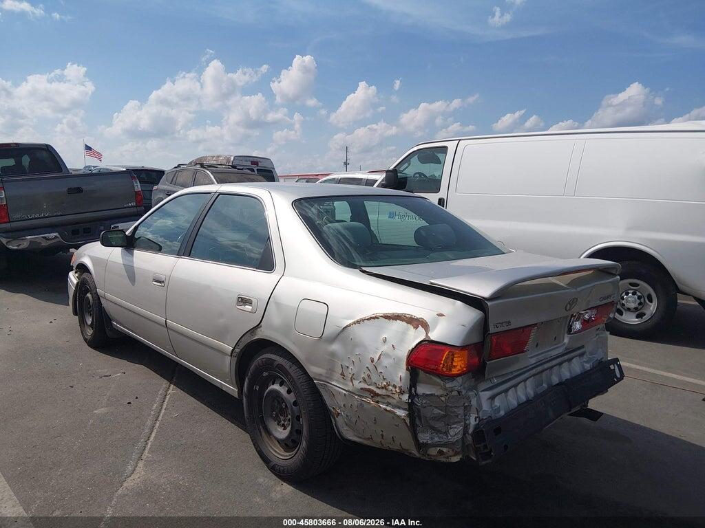 4T1BF22K4YU099326 2000 TOYOTA CAMRY photo no. 3