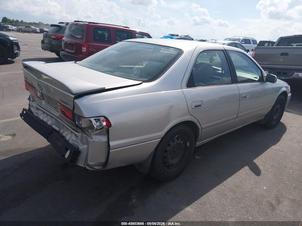 4T1BF22K4YU099326 2000 TOYOTA CAMRY photo no. 4