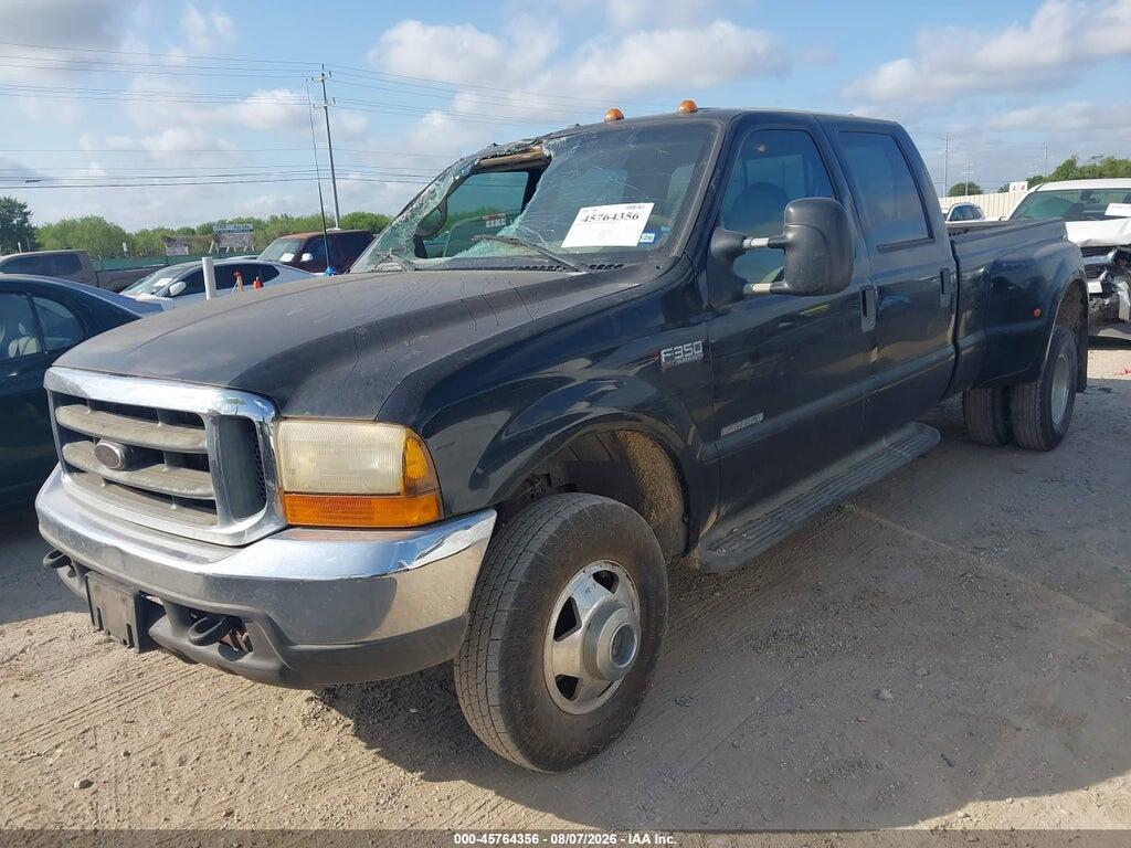 1FTWW33F4YEB93231 2000 FORD F-350 photo no. 2