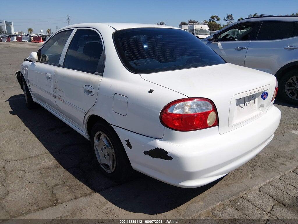 KNAFB121015073791 2001 KIA SEPHIA photo no. 3