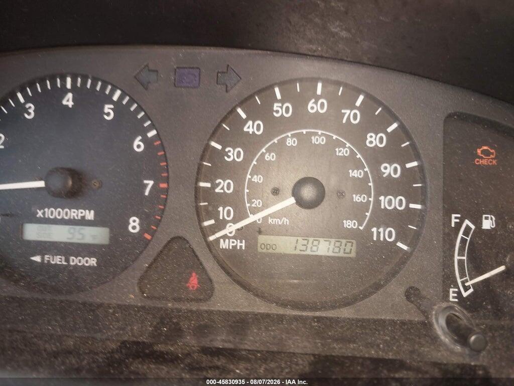 2T1BR12E81C389099 2001 TOYOTA COROLLA photo no. 7