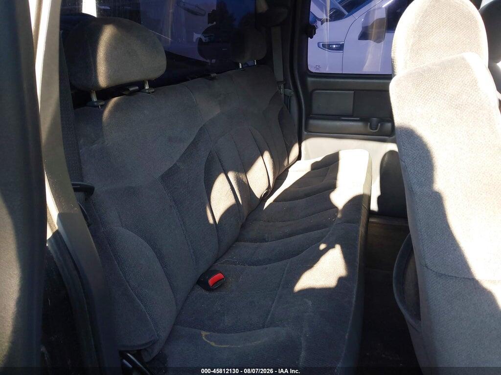 2GTEC19T211245811 2001 GMC SIERRA 1500 photo no. 8