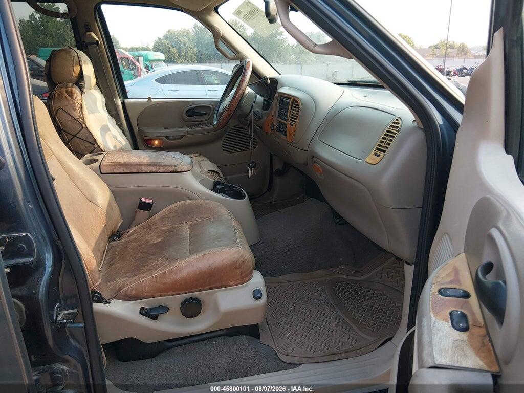 1FTRW08L81KA05652 2001 FORD F-150 photo no. 5