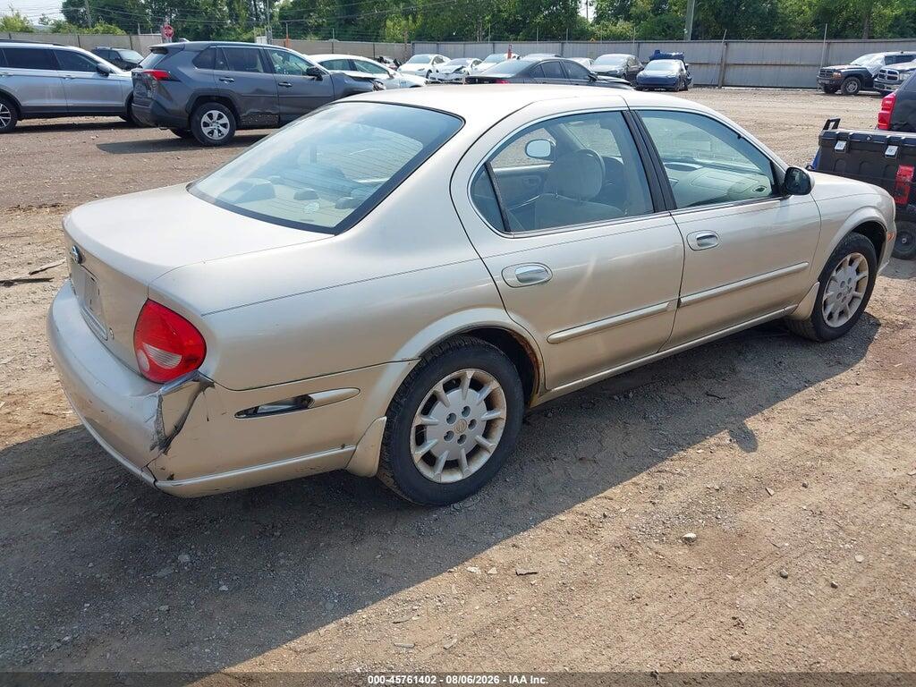 JN1CA31DX1T627904 2001 NISSAN MAXIMA photo no. 4