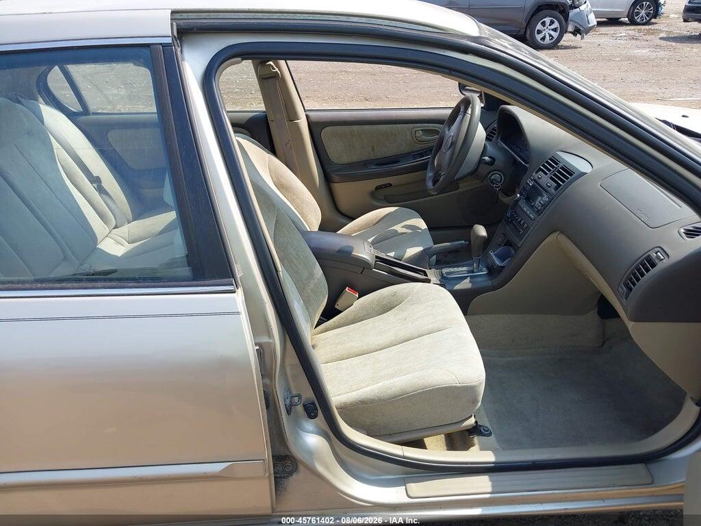JN1CA31DX1T627904 2001 NISSAN MAXIMA photo no. 5