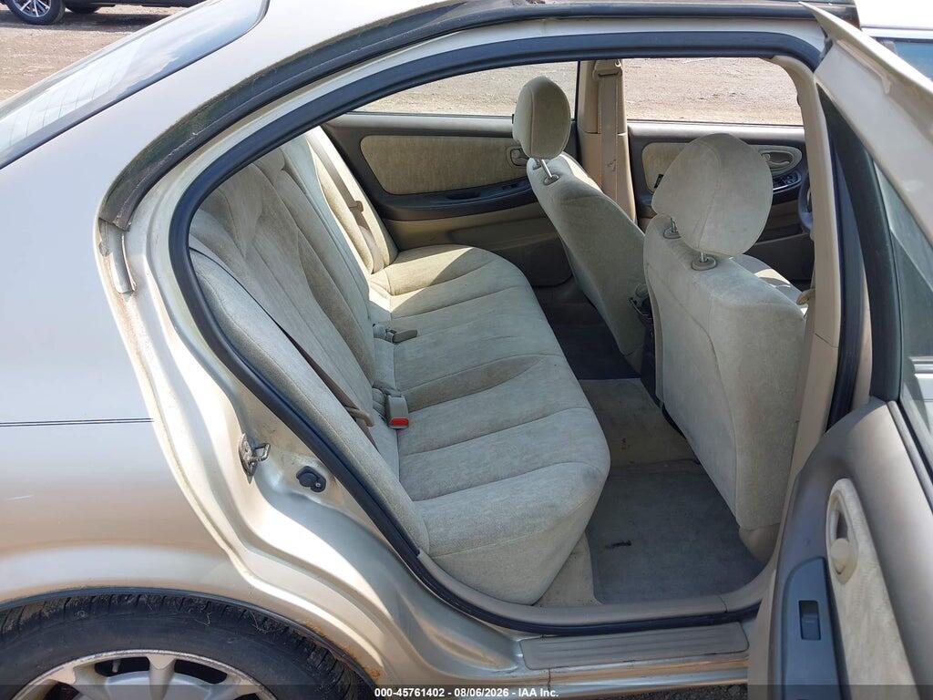 JN1CA31DX1T627904 2001 NISSAN MAXIMA photo no. 8