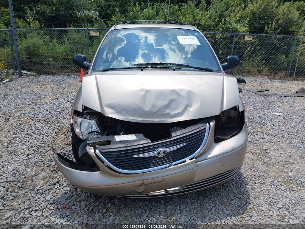 2C4GP74L93R163280 2003 CHRYSLER TOWN & COUNTRY photo no. 12
