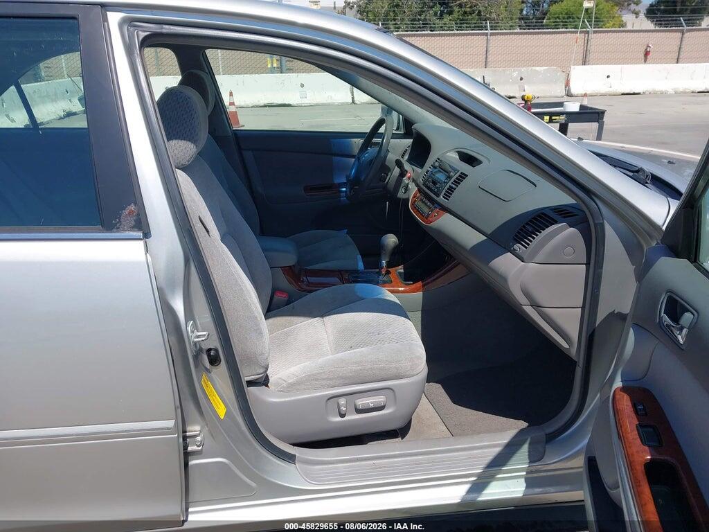 4T1BE30K14U848587 2004 TOYOTA CAMRY photo no. 5