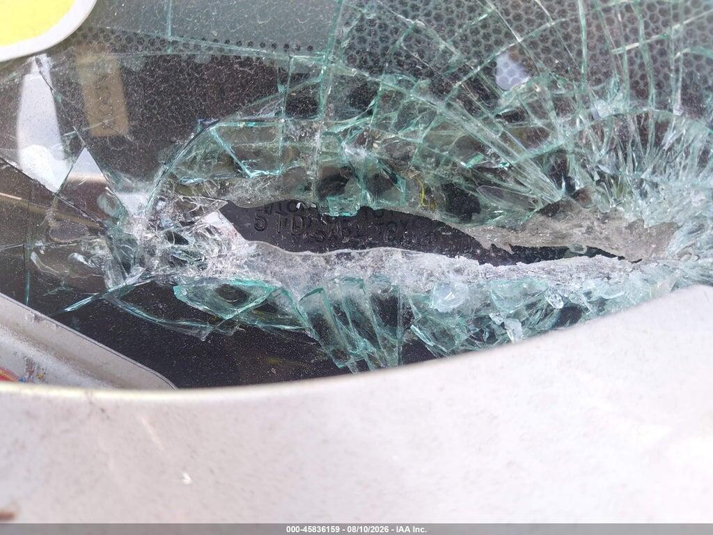 5TDZA22C94S077864 2004 TOYOTA SIENNA photo no. 9
