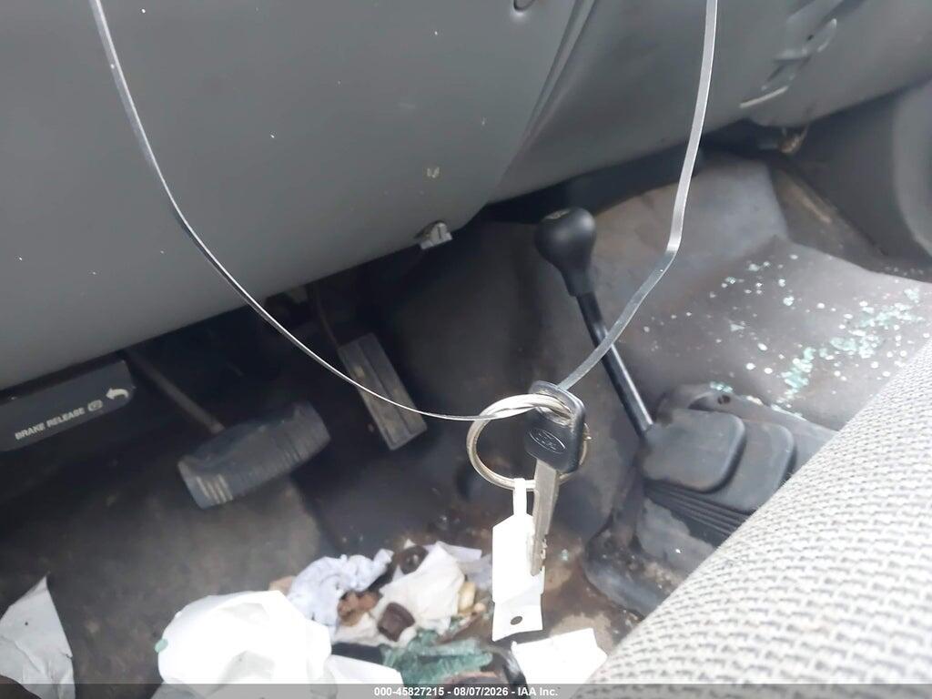 1FTNF21L64EC25475 2004 FORD F-250 photo no. 11
