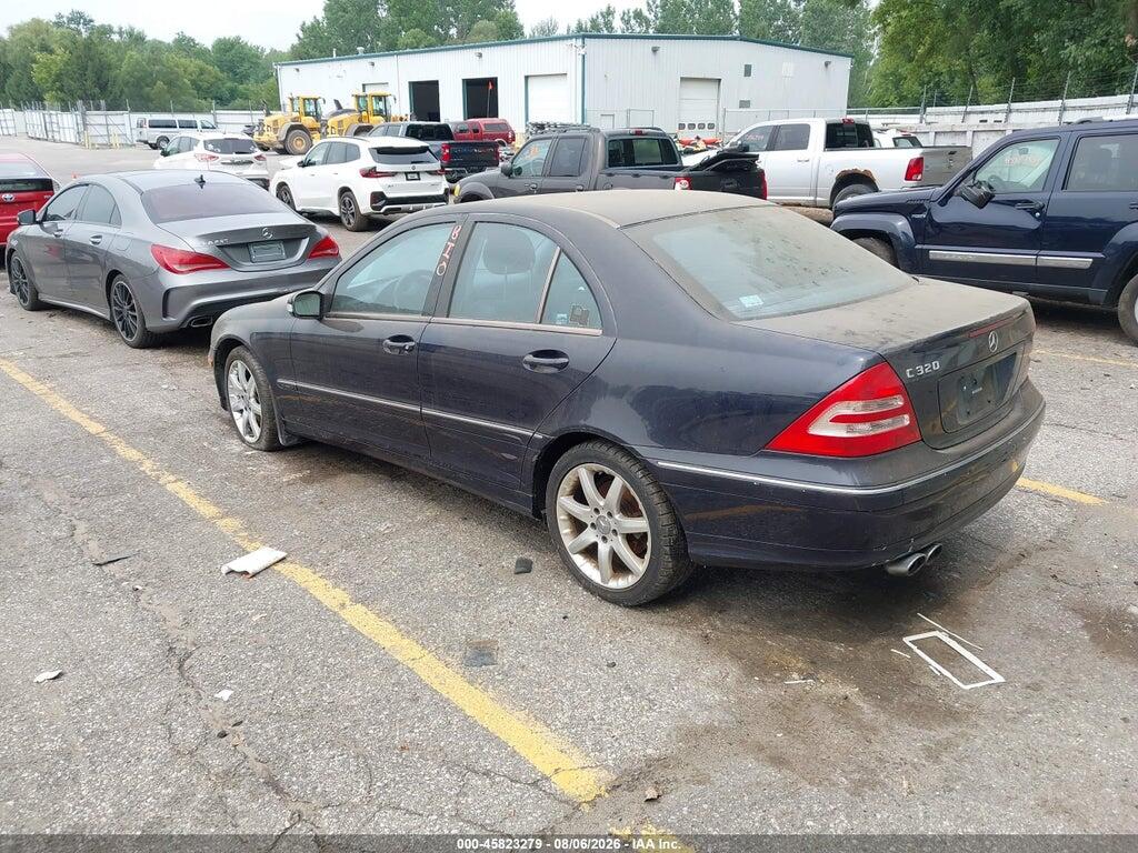 WDBRF64J24F456983 2004 MERCEDES-BENZ C photo no. 3