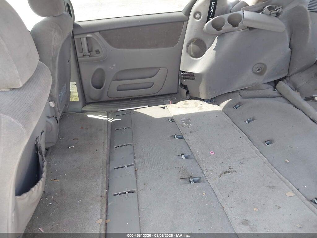 5TDZA23C44S100756 2004 TOYOTA SIENNA photo no. 8