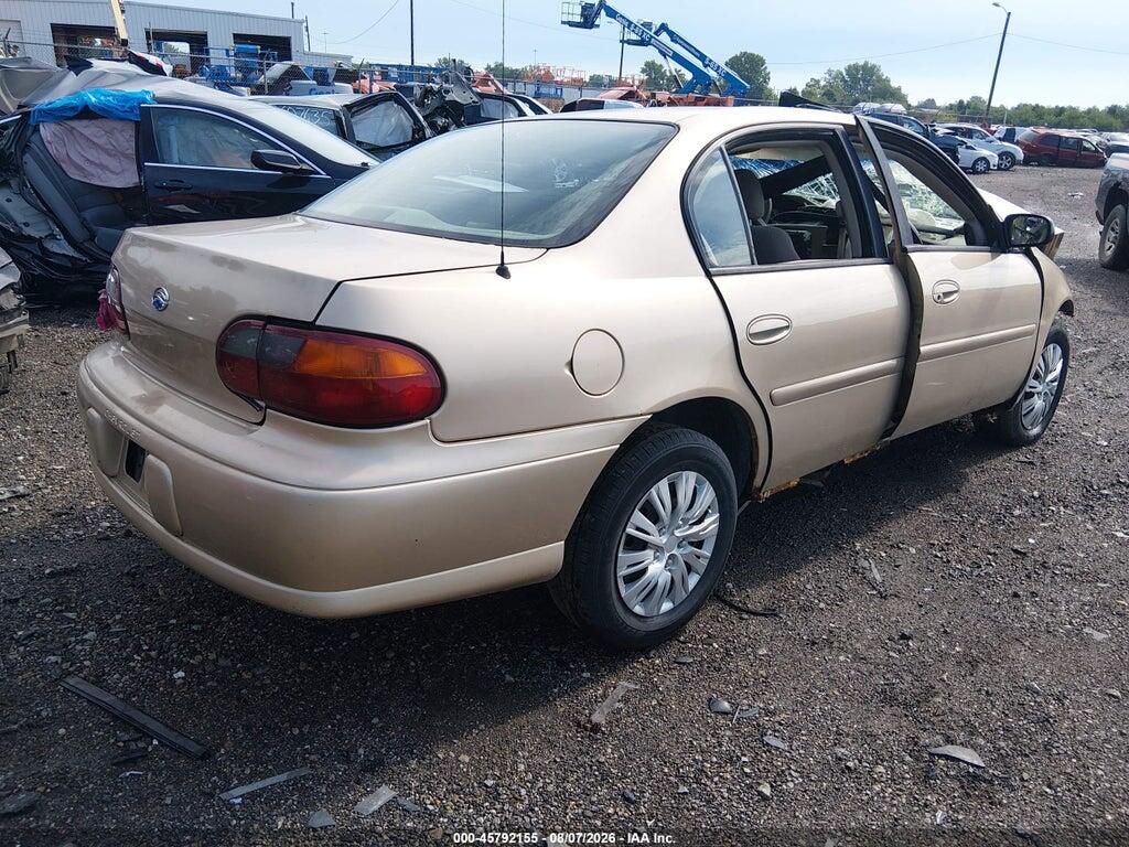 1G1ND52F34M620051 2004 CHEVROLET CLASSIC photo no. 4