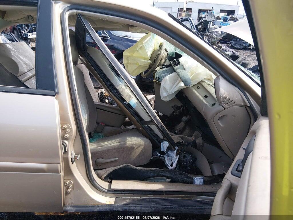 1G1ND52F34M620051 2004 CHEVROLET CLASSIC photo no. 5