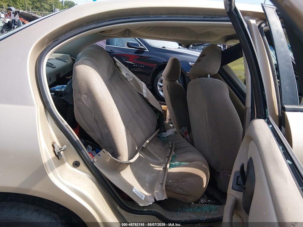 1G1ND52F34M620051 2004 CHEVROLET CLASSIC photo no. 8