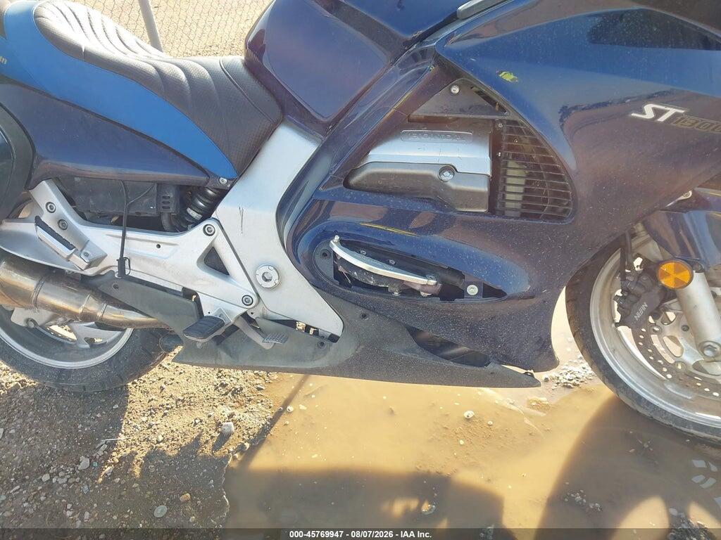 JH2SC51064M200446 2004 HONDA ST1300 photo no. 8