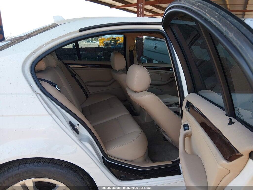 WBAEV33425KW18923 2005 BMW 325I photo no. 8