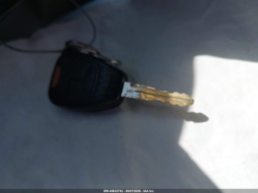 1J4GL48K05W516909 2005 JEEP LIBERTY photo no. 11