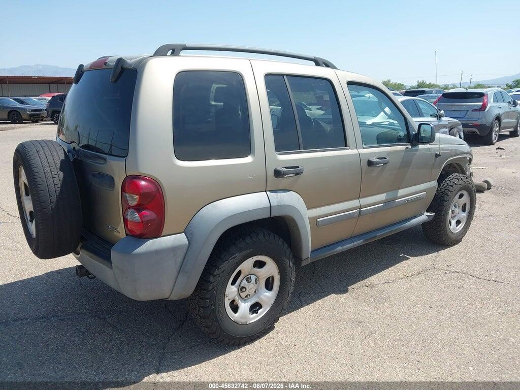 1J4GL48K05W516909 2005 JEEP LIBERTY photo no. 4