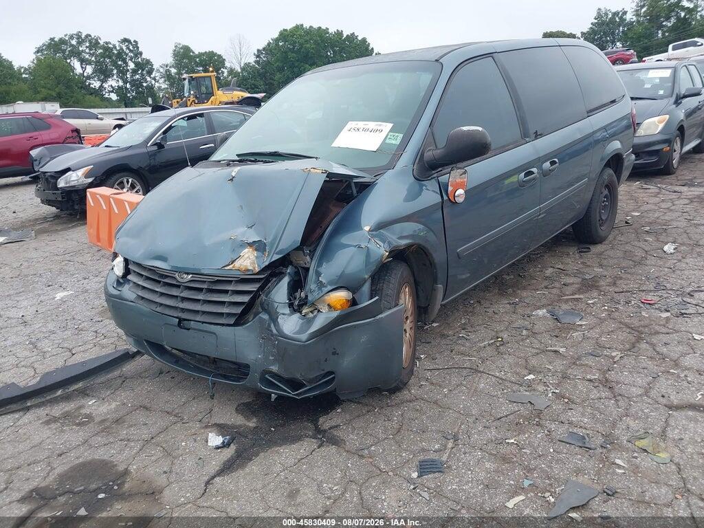 2C4GP44R85R472079 2005 CHRYSLER TOWN & COUNTRY photo no. 2