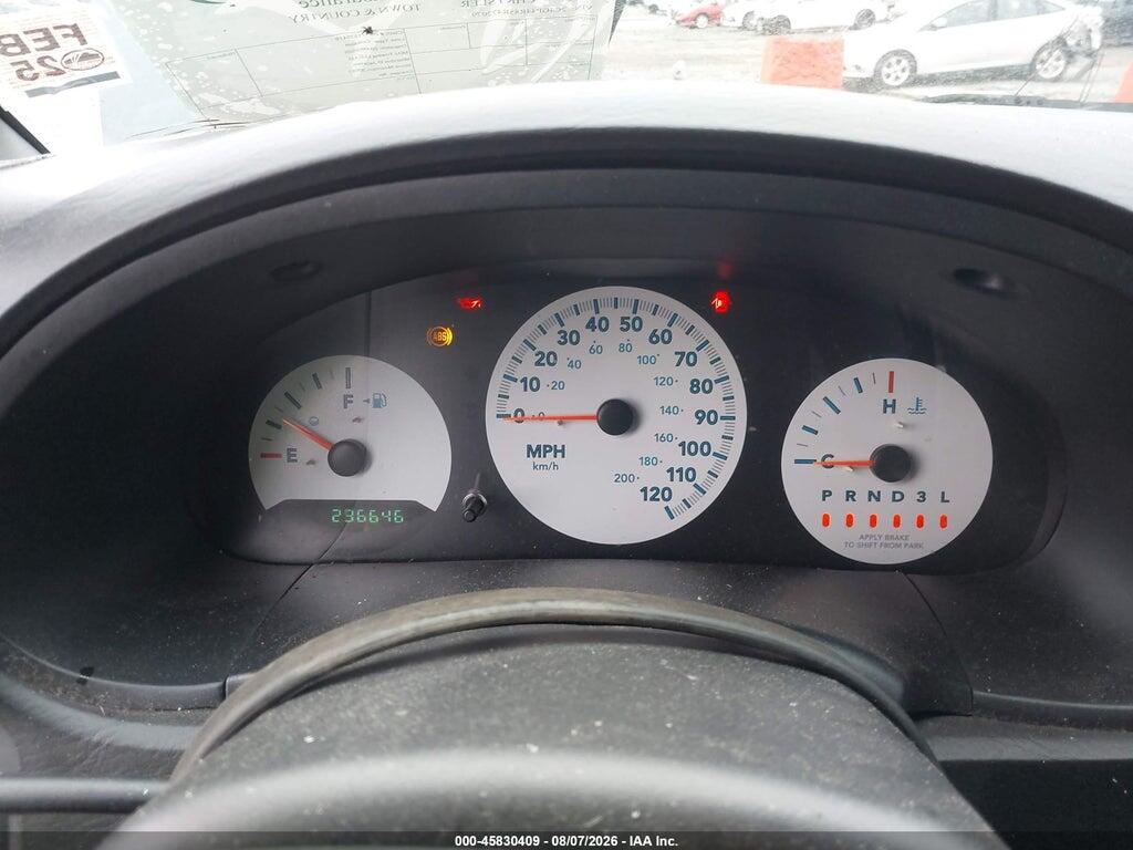 2C4GP44R85R472079 2005 CHRYSLER TOWN & COUNTRY photo no. 7